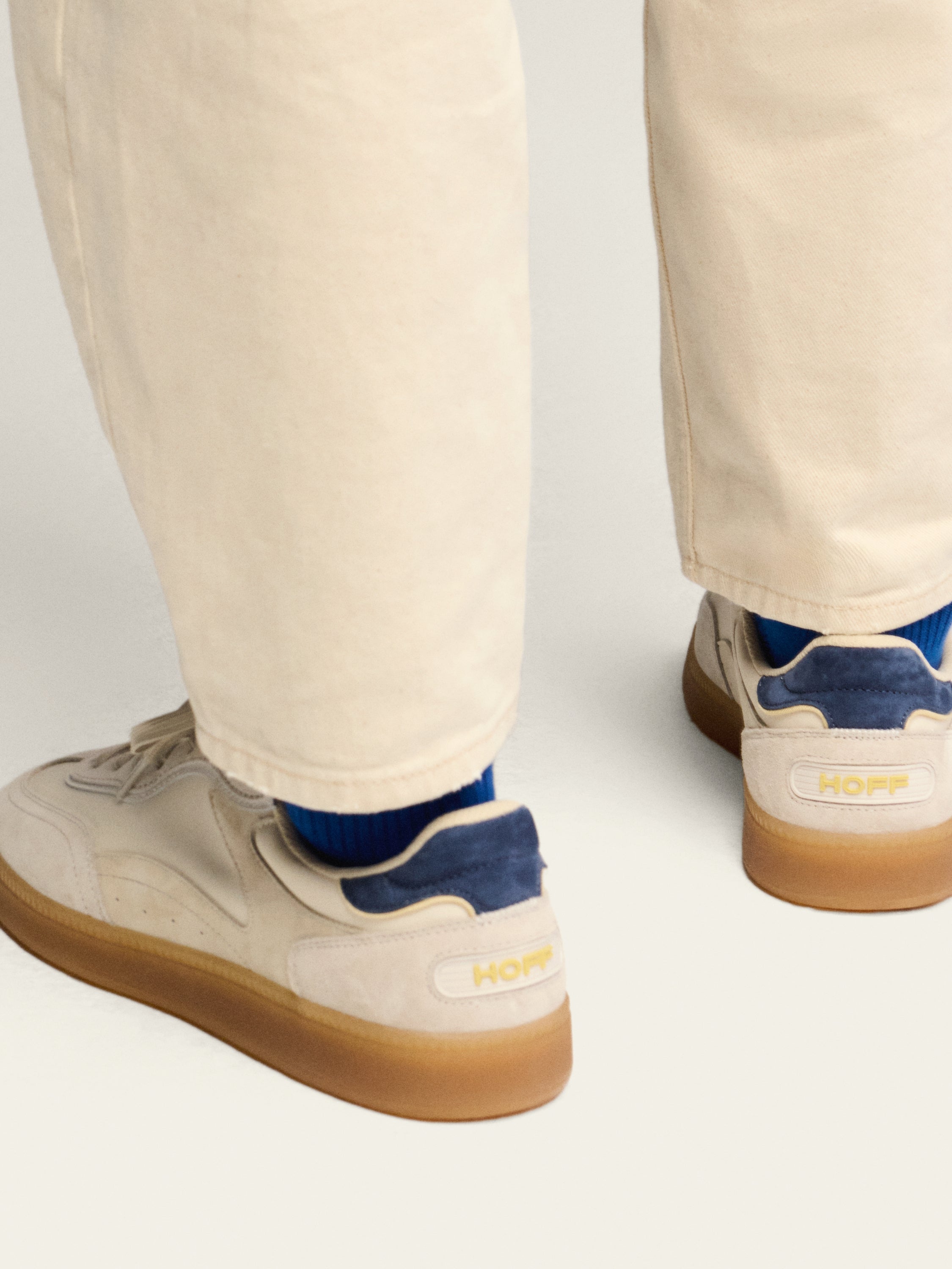 PARK OFF WHITE MAN