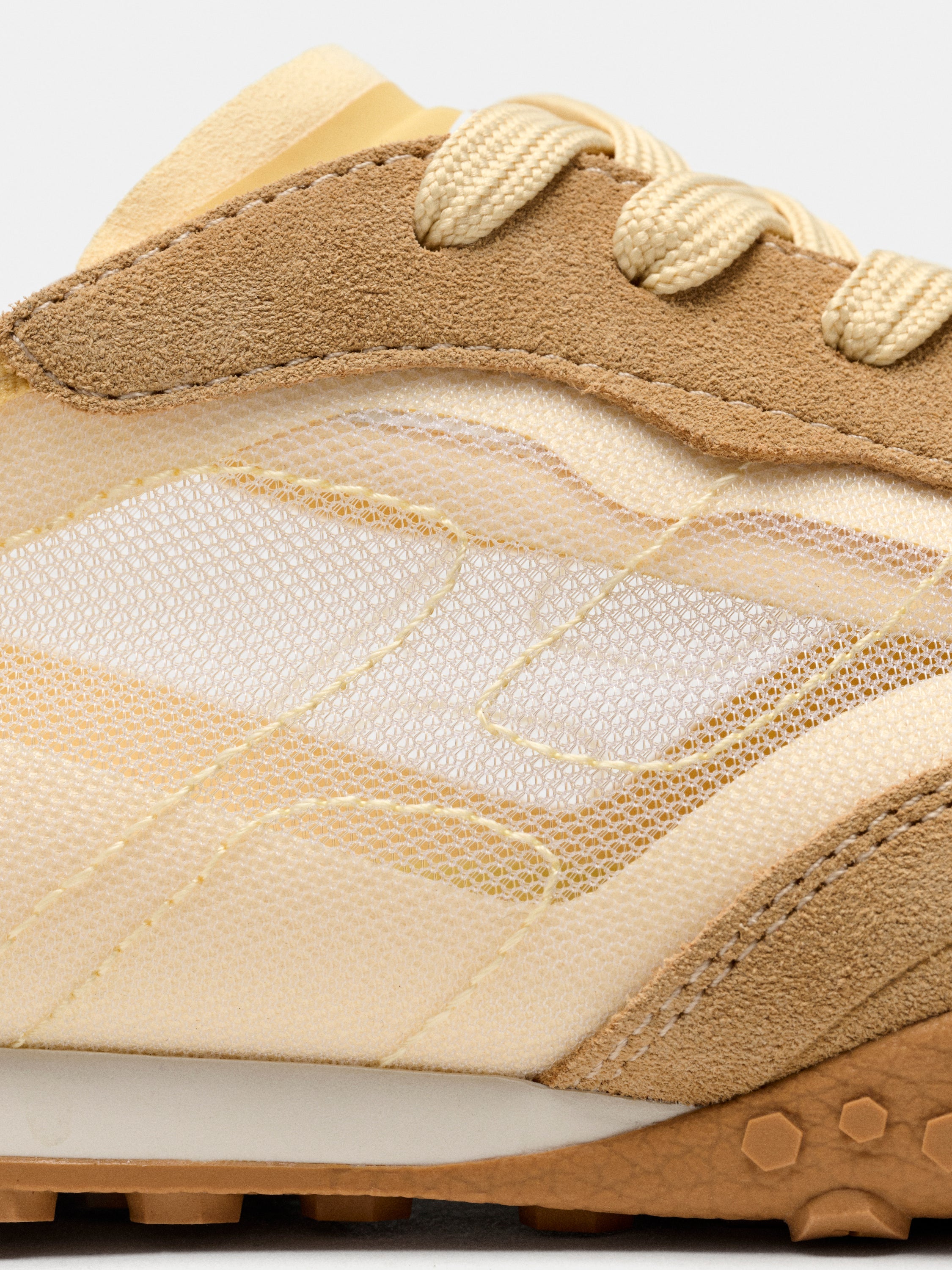 BRIDGE MESH CAMEL